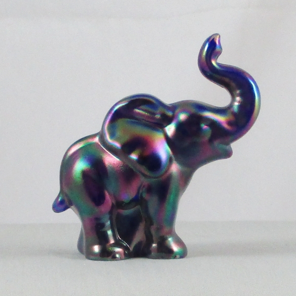 Fenton Blue Carnival Glass Elephant #5158 NK Figurine / Paperweight Animal